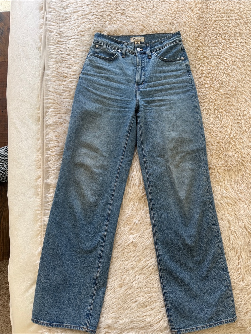 Madewell High-Rise Wide-Leg Jeans in Medium Blue Wash